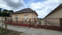 Eladó családi ház, Újhartyánon 64.9 M Ft, 5 szobás