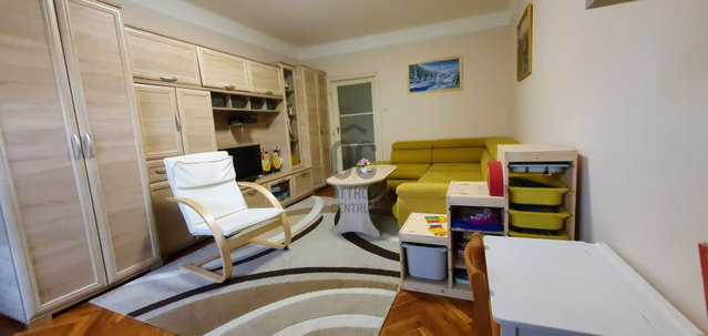 Kiadó téglalakás, albérlet, Debrecenben 240 E Ft / hó, 2 szobás
