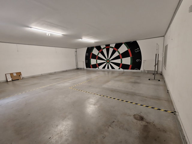 Kiadó ipari ingatlan, Cegléden 180 E Ft / hó