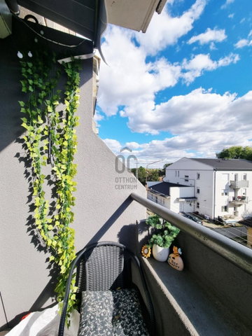 Eladó panellakás, Érden 65 M Ft, 2 szobás / költözzbe.hu