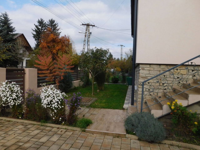 Eladó családi ház, Hévízen 160 M Ft, 4 szobás