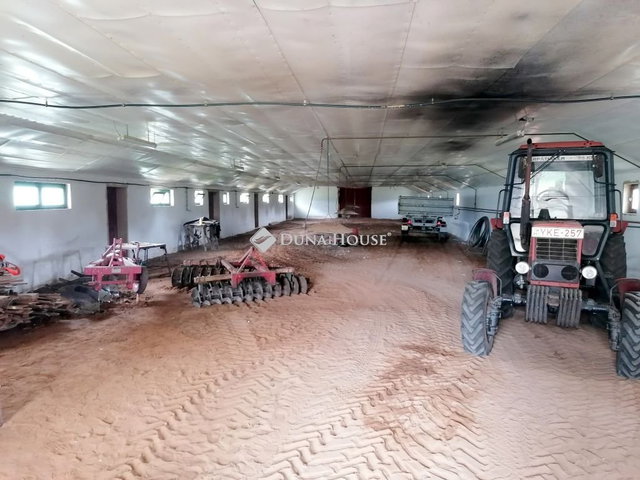 Eladó mezogazdasagi ingatlan, Baktalórántházán 49.9 M Ft