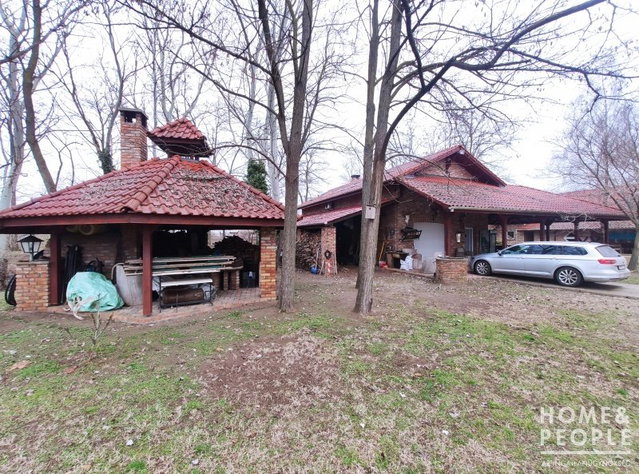 Eladó üzlethelyiség, Pusztaszeren 150 M Ft, 7 szobás