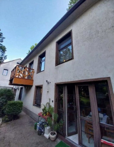 Eladó családi ház, Székesfehérvárott 149.9 M Ft, 4 szobás