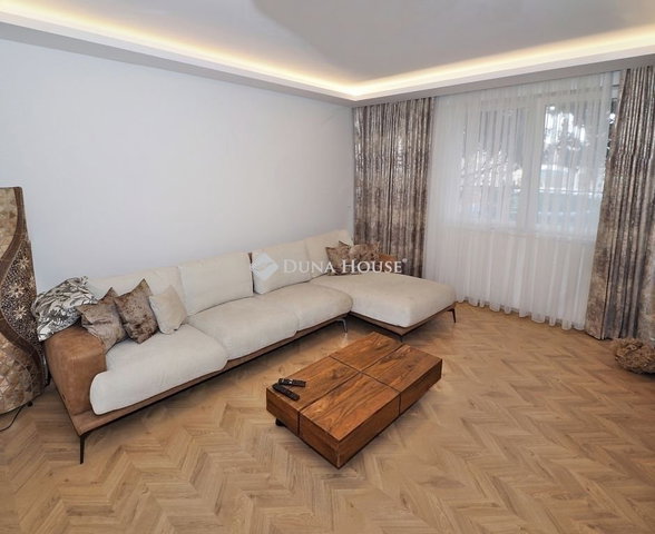 Eladó családi ház, Budapesten, IV. kerületben 92.9 M Ft