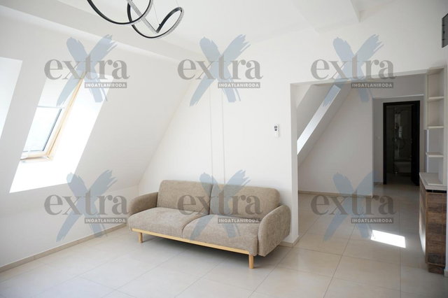 Kiadó téglalakás, albérlet, Szegeden 300 E Ft / hó, 2 szobás