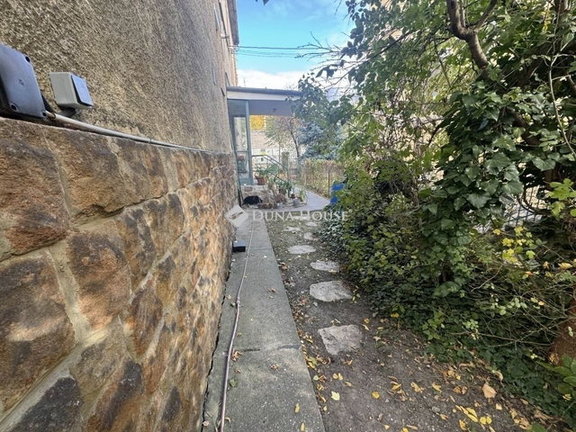 Eladó téglalakás, Budapesten, XI. kerületben 39 M Ft, 1 szobás