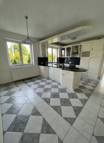 Kiadó téglalakás, albérlet, Pécsett 230 E Ft / hó, 3 szobás