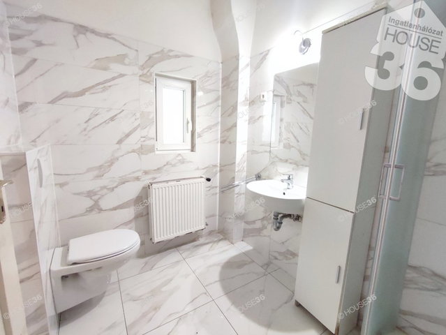 Eladó családi ház, Nagykőrösön 61.99 M Ft, 4 szobás