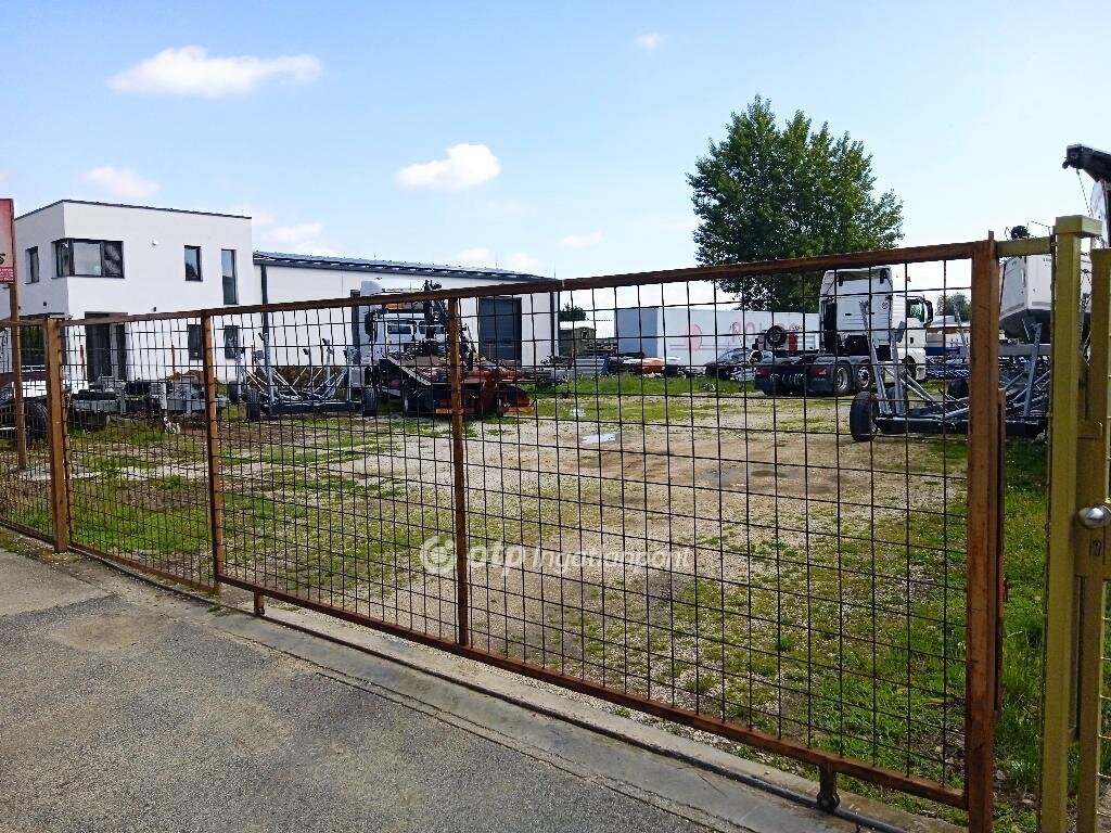 1250m² · 79.500.000 ft