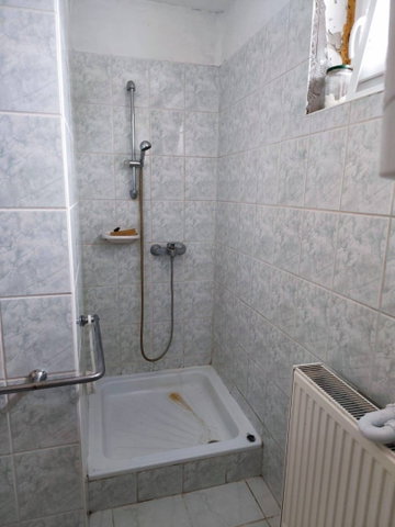 Eladó családi ház, Baján 33 M Ft, 2 szobás