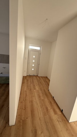 Eladó családi ház, Röszkén 99 M Ft, 4 szobás