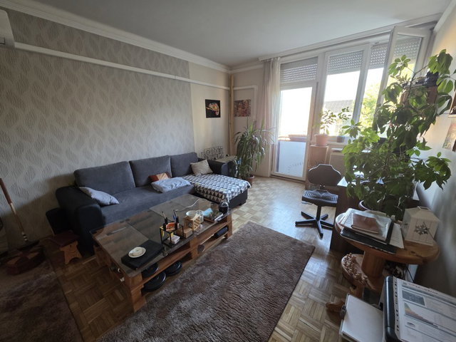 Eladó téglalakás, Debrecenben 49.9 M Ft, 2 szobás