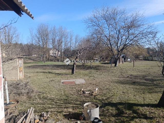 Eladó családi ház, Cegléden 28.9 M Ft, 1 szobás