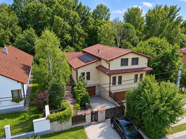 Eladó ikerház, Veresegyházon 99.9 M Ft, 3 szobás