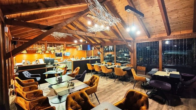 Eladó üzlethelyiség, Etyeken 320 M Ft / költözzbe.hu