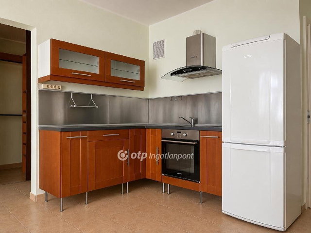 Eladó téglalakás, Budapesten, XVI. kerületben 86.4 M Ft