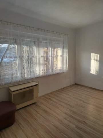 Eladó téglalakás, Salgótarjánban 18.5 M Ft, 2 szobás