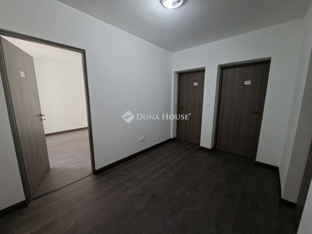 Eladó családi ház, Hatvanban 89 M Ft, 4 szobás
