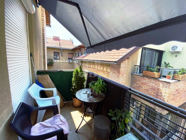 Eladó téglalakás, Budapesten, IX. kerületben 30 M Ft, 2 szobás