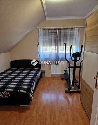 Eladó ikerház, Mendén 125 M Ft, 6 szobás / költözzbe.hu