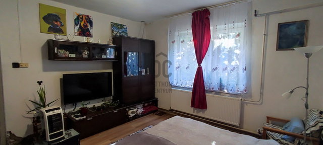 Eladó családi ház, Tiszaszőlősön 25 M Ft, 3 szobás