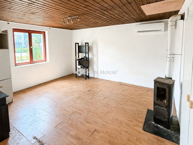 Eladó családi ház, Nyáregyházán 36.9 M Ft, 3 szobás