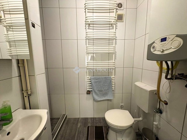 Eladó téglalakás, Szegeden 88 M Ft, 4 szobás