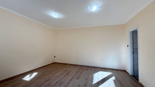 Kiadó családi ház, albérlet, Debrecenben 135 E Ft / hó