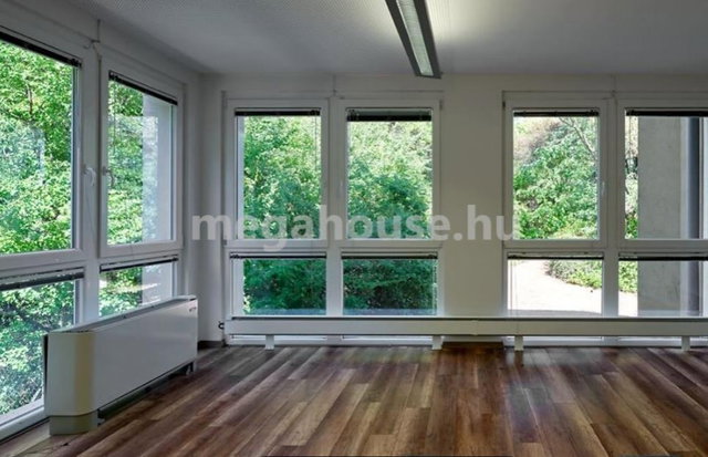 Kiadó iroda, Budapesten, XI. kerületben 12810 E Ft / hó