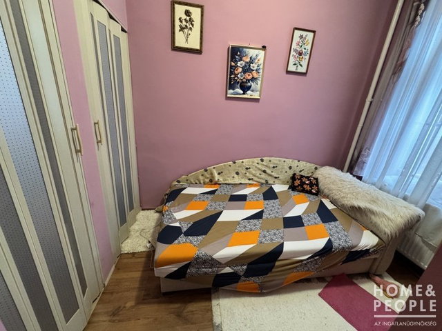 Eladó téglalakás, Szegeden 55 M Ft, 2 szobás