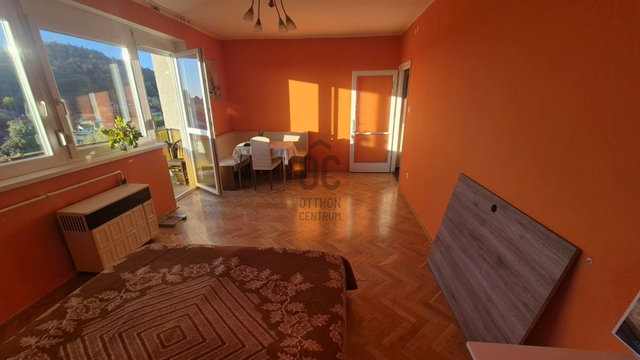 Eladó téglalakás, Szekszárdon, Erkel Ferenc utcában 36 M Ft