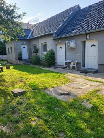 Kiadó téglalakás, albérlet, Miskolcon, Vince utcában, 1 szobás