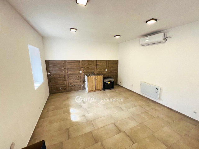 Eladó családi ház, Mezőkövesden 19.7 M Ft, 2 szobás