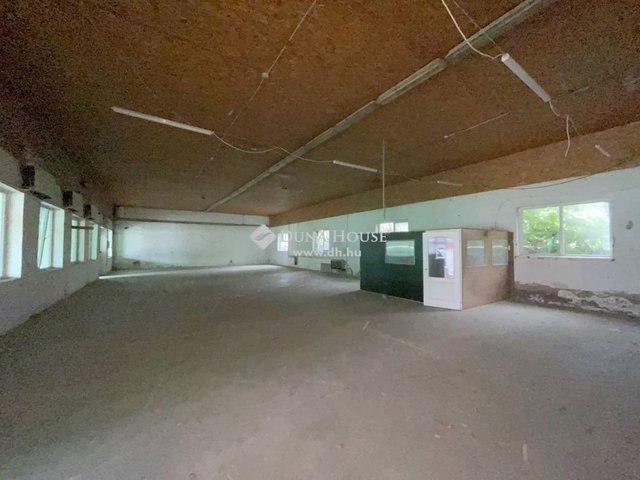 Eladó ipari ingatlan, Kocséren 80 M Ft / költözzbe.hu