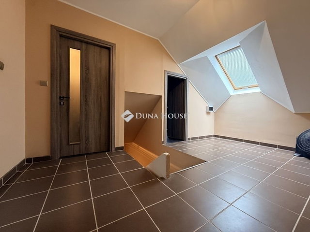 Eladó családi ház, Kecskeméten 119 M Ft, 6 szobás