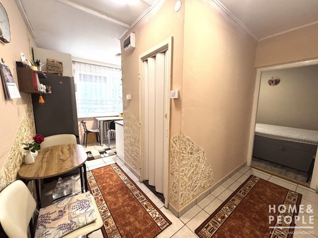 Eladó téglalakás, Hódmezővásárhelyen 41 M Ft, 2 szobás