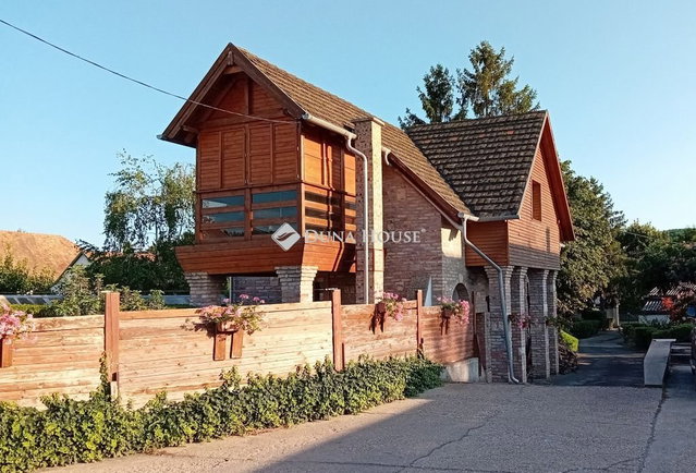 Eladó családi ház, Piliscsabán 280 M Ft, 8 szobás