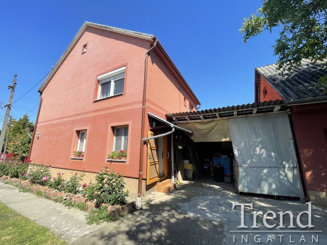 Eladó családi ház, Rácalmáson 108 M Ft, 3 szobás