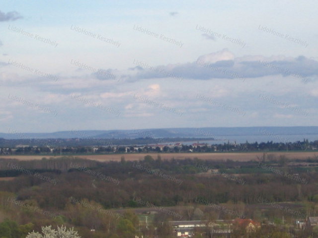 Eladó ipari ingatlan, Alsópáhokon 2027.108 M Ft