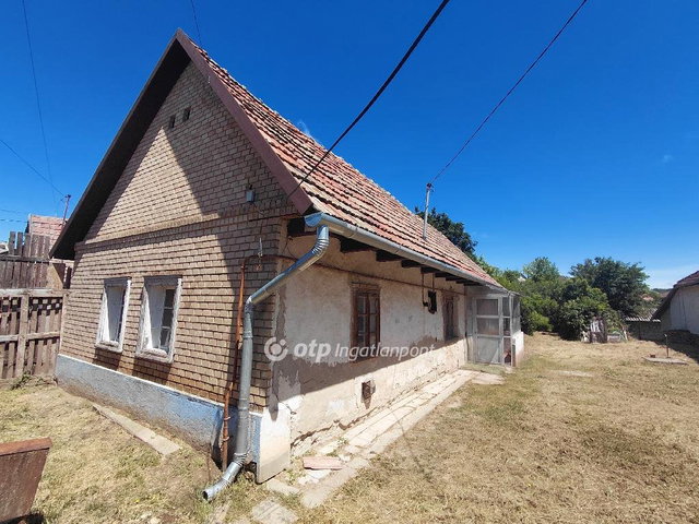 Eladó családi ház, Ecséden 12.5 M Ft, 1+1 szobás