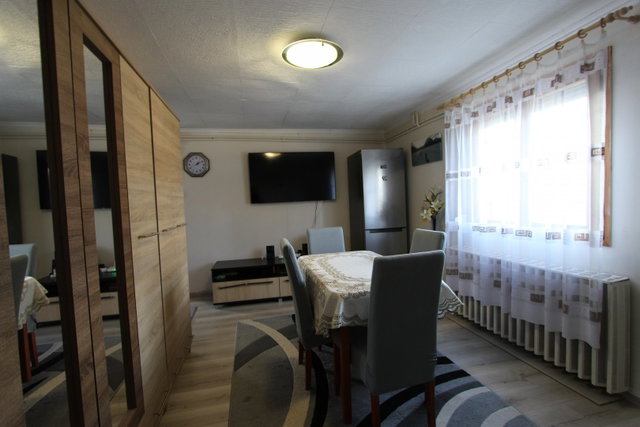 Eladó családi ház, Debrecenben 35 M Ft, 2 szobás