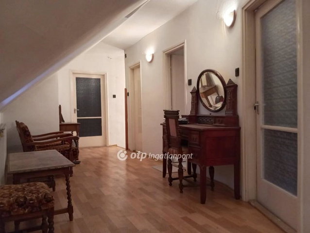 Eladó családi ház, Egerben 75 M Ft, 3 szobás