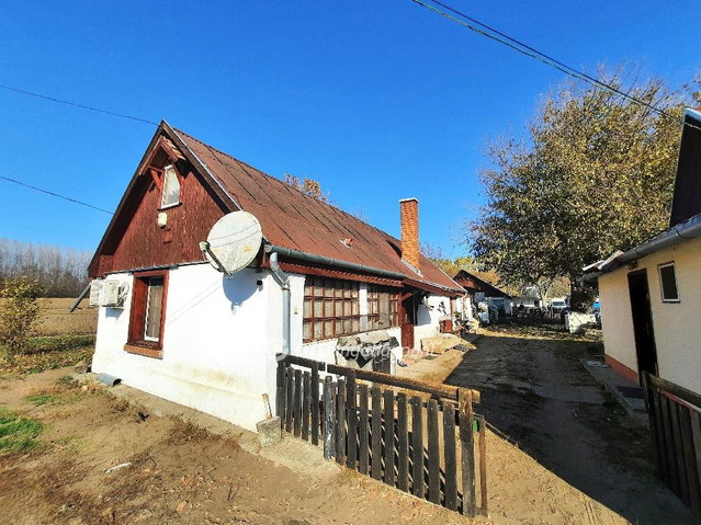 Eladó mezogazdasagi ingatlan, Pilisen 149.99 M Ft, 11+1 szobás