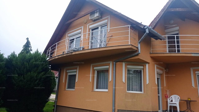 Eladó családi ház, Zalakaroson 115 M Ft, 7 szobás