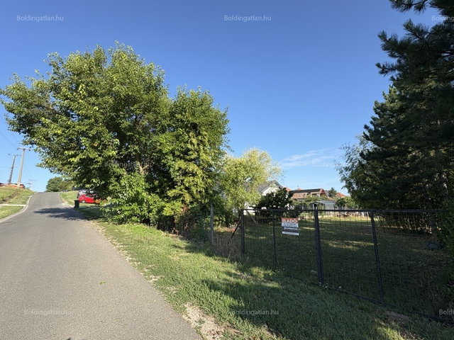 Eladó telek, Kaposváron, Krúdy Gyula utcában 4.8 M Ft