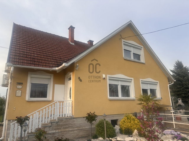 Eladó családi ház, Győrött 210 M Ft, 6 szobás