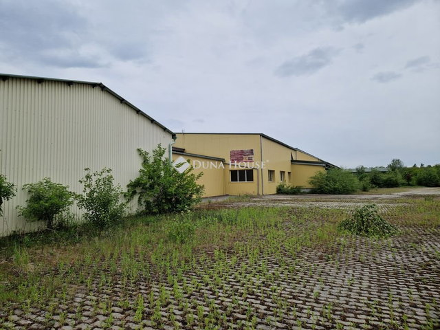 Eladó ipari ingatlan, Zajtán 185 M Ft / költözzbe.hu