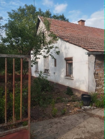 Eladó családi ház, Makón 4.4 M Ft, 2 szobás