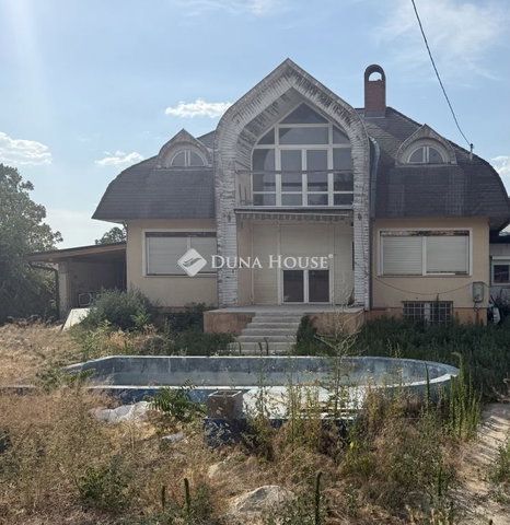 Eladó ikerház, Szigetszentmiklóson 125 M Ft, 4 szobás